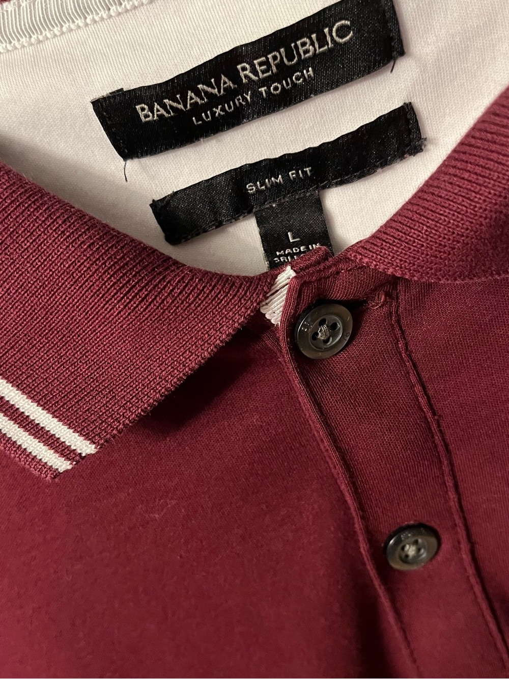 Banana Republic Slim Fit Cotton  V-Neck Polo in Burgundy Size Large Slim Fit